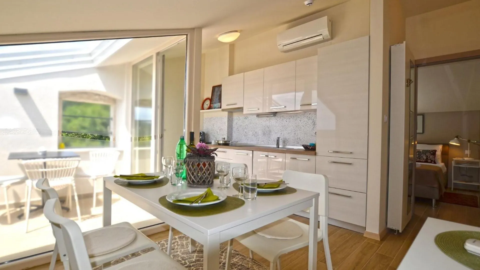 Tranquil Getaway With Shared Pool In Bale - One Bedroom Apartment بيت للعطل